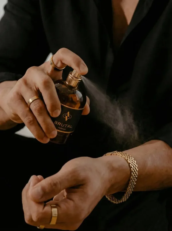 بررسی خرید عطر نیش مردانه بروتال پرفیوم حجم 100 میل
